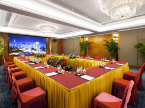 Lakeview Xuanwu Hotel