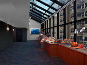 Отель DoubleTree by Hilton Metropolitan - New York City