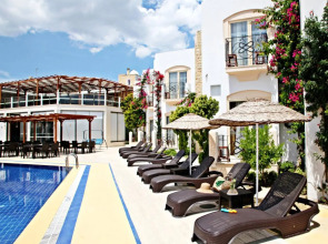 Serpina Hotel - Adults Only