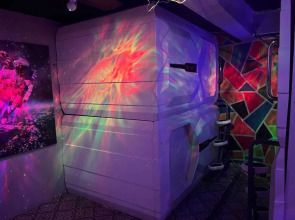 Capsule & Dormitory Space-X