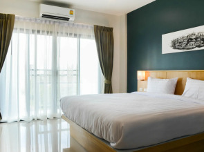 S2 Airport Residence