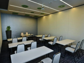 Best Western Plus Lakeside Hotel