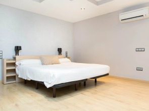 AinB Sagrada Familia Apartments