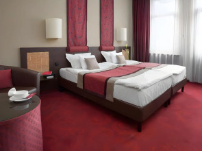 Rubin Wellness & Conference Hotel