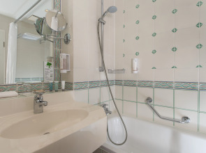 TRYP by Wyndham Koeln City Center