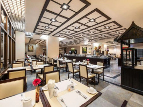 Pinnacle Lumpinee Park Hotel