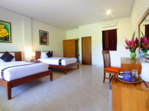 Puri Sari Beach Hotel