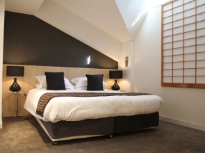 The Ridge Hotel & Apartments