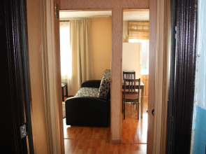 Апартаменты Светлана на проспекте Коммунистический 24