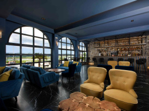 The Royal Grand Hotel