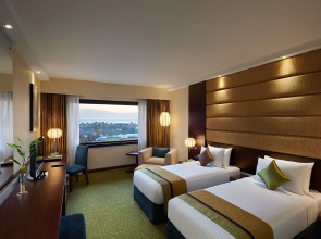 Cinnamon Lakeside Colombo