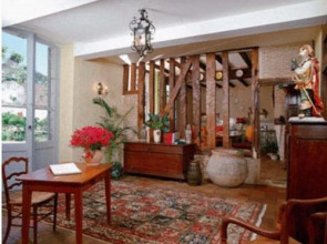 Chateau Les Farcies Du Pech