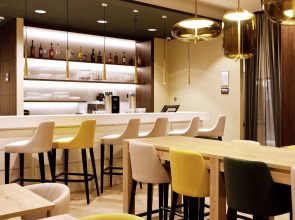 Hampton by Hilton Berlin City East Side Gallery