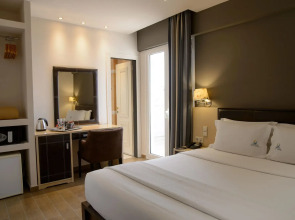 Piraeus City Hotel