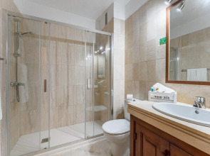 Klayman Olivina Aparthotel