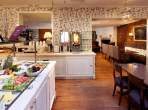 Home Hotel Bastion - Dinner included