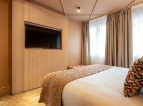 Room Mate Leo, Granada