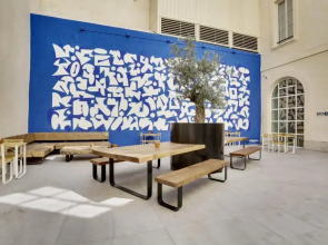 The People - Marseille - Hostel