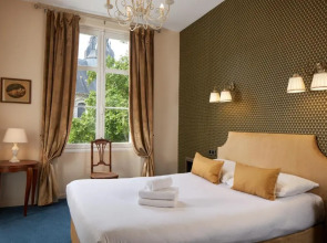 Hotel De France Et De Guise