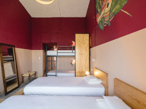 Отель Selina Cancun Laguna Hotel Zone