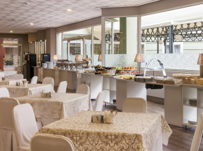 Hotel ILUNION Alcora Sevilla