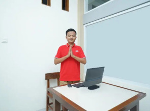 OYO 1642 Penginapan Anggrek Syariah 2