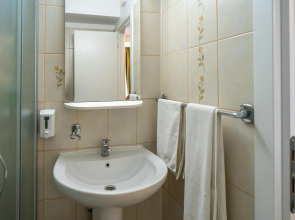 City Hotel Bucharest