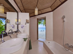 Safari Island Resort