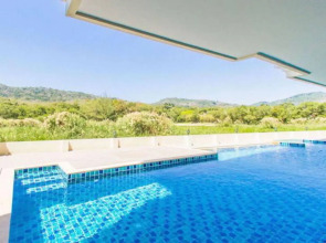 The Lago Apartments by Tropiclook