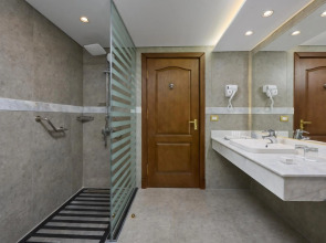 Palm Royale Resort - Soma Bay