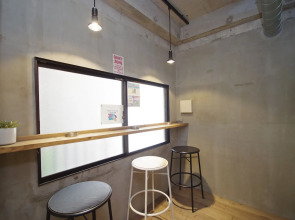 Tora Hotel Asakusa - Hostel