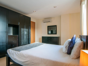 Pebbles Boutique Aparthotel