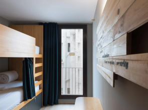 Yeah Barcelona Hostel