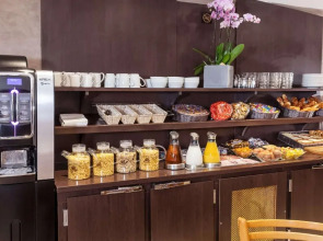 Hotel Apolonia Paris Montmartre, Sure Hotel Collection by BW