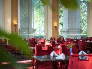 Guangzhou Phoenix City Hotel