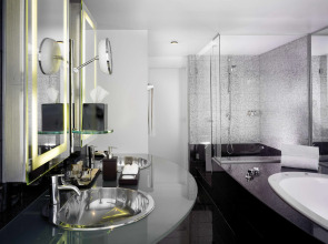 Van der Valk Hotel Paris CDG Airport