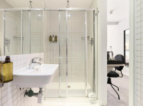 Prince William Hotel