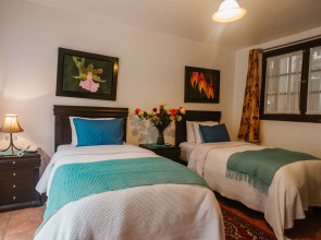 Gringo Bill's Boutique Hotel