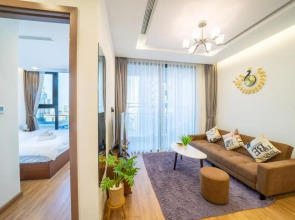 BOM HOMES- VINHOMES METROPOLIS-Service Apartment