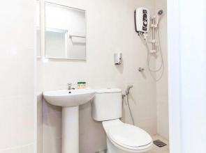 OYO 90422 T-signature Hotel Kuala Lumpur