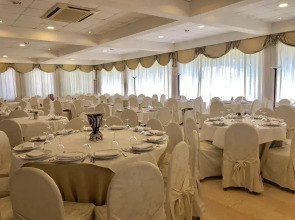 Domizia Palace Hotel