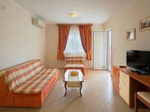 Petrovac Holiday Apartments