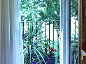 Rochester Hotel by Blue Orchid