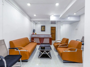 Metro Port City Hotel