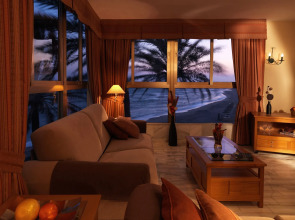 Macdonald Leila Playa Resort