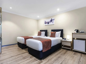 BreakFree on Broadway Sydney