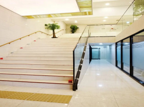 Urban Boutique Hotel