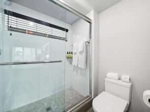 Riviera Hotel South Beach