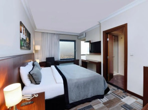 Tiara Thermal & Spa Hotel