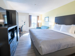 Quality Inn Palm Beach International Airport